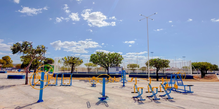 Reforma da praça do Vingt Rosado é entregue nesta sexta-feira (18)